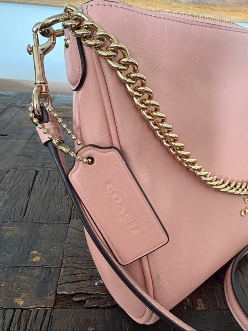 COACH Blush Pink Leather Crossbody with Gold Hardware - Picture 5 of 6